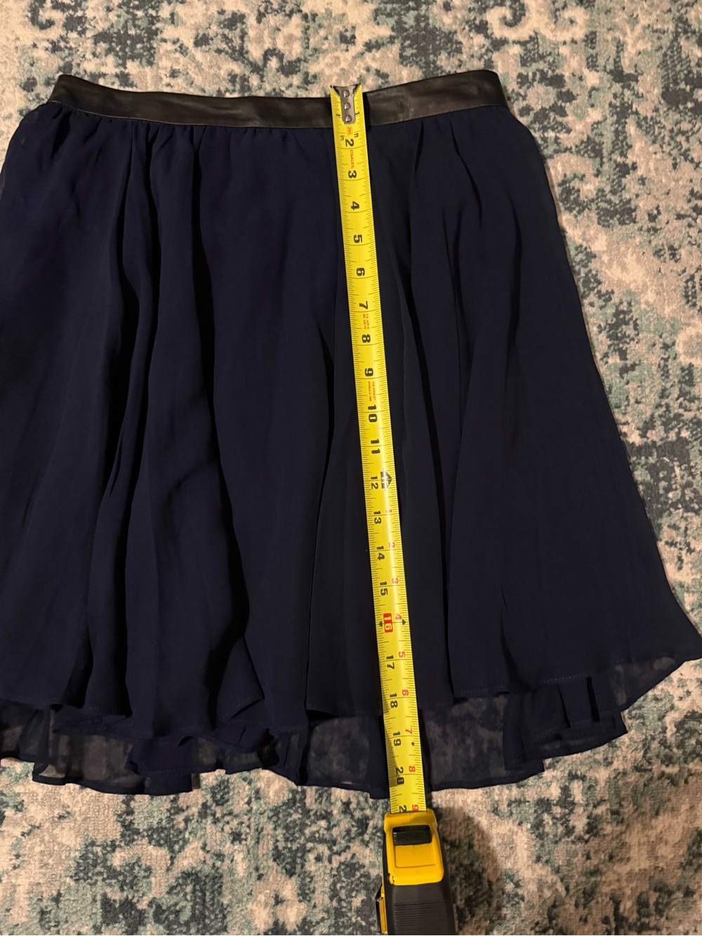 Alice + Olivia Navy Chiffon Skirt with Black Leather Waistband Size 6 - Picture 6 of 7